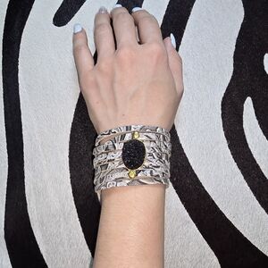 Silver and Black Textured Cow Hide Leather Bracelet